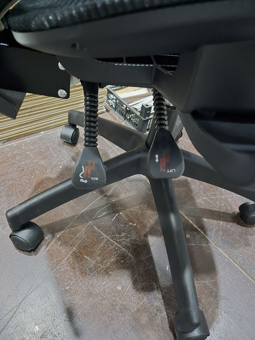 Офисное кресло 5D