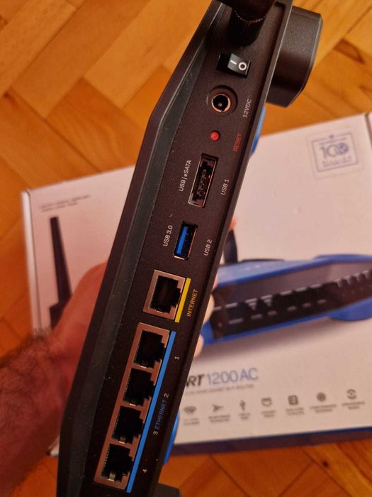 Linksys wrt 1200 ac