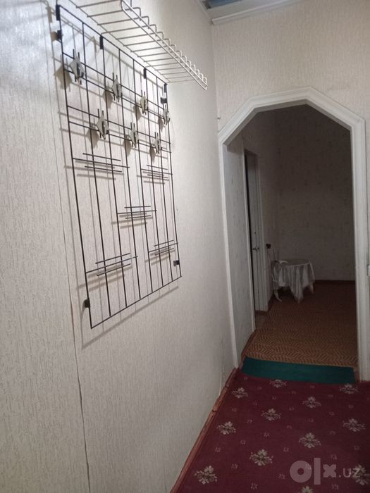 O’zimni uyimni Chilonzor 8 kvartalda ijaraga beraman. 2 xona 4 etaj.