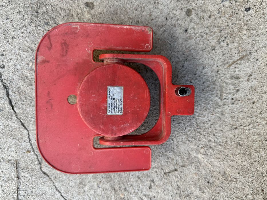 Отражатель  (призма)