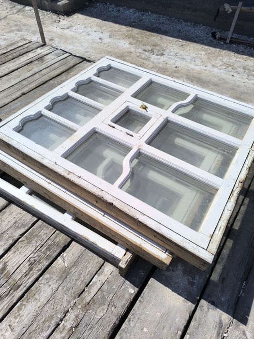 Агаш айна 2 кабатлы