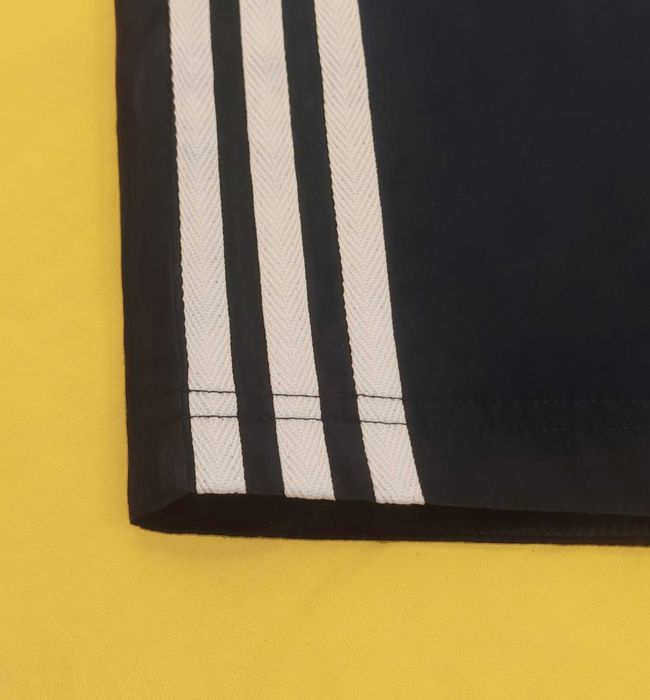 Pantaloni scurti Adidas Navy Dark Blue