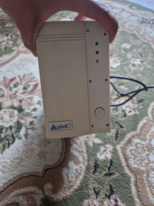 Источник безперебойного питание