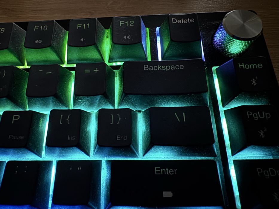 Tastatura Corsair K65 Plus