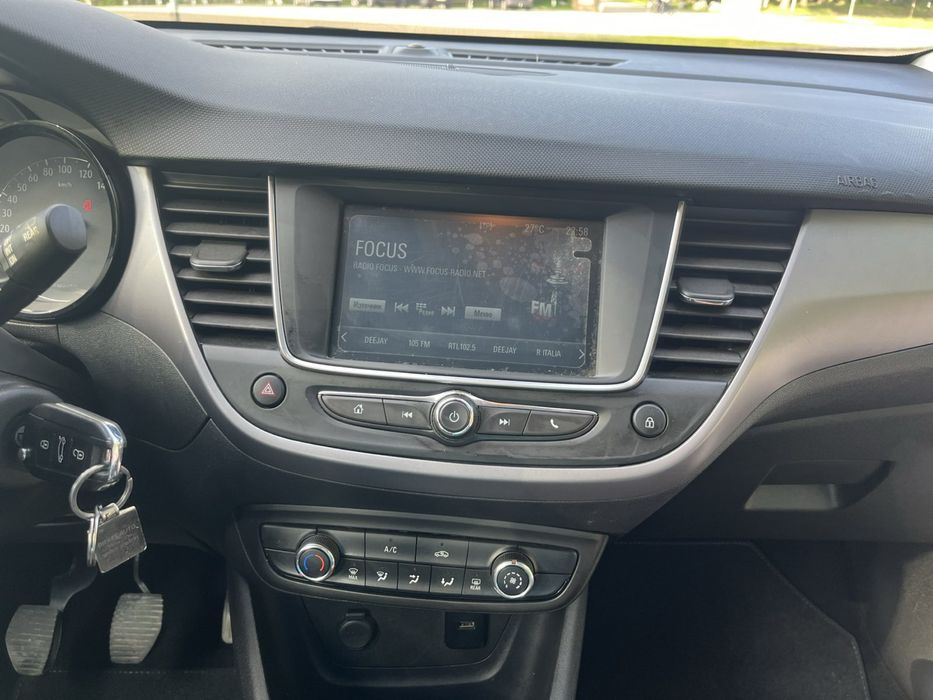 Opel crossland x