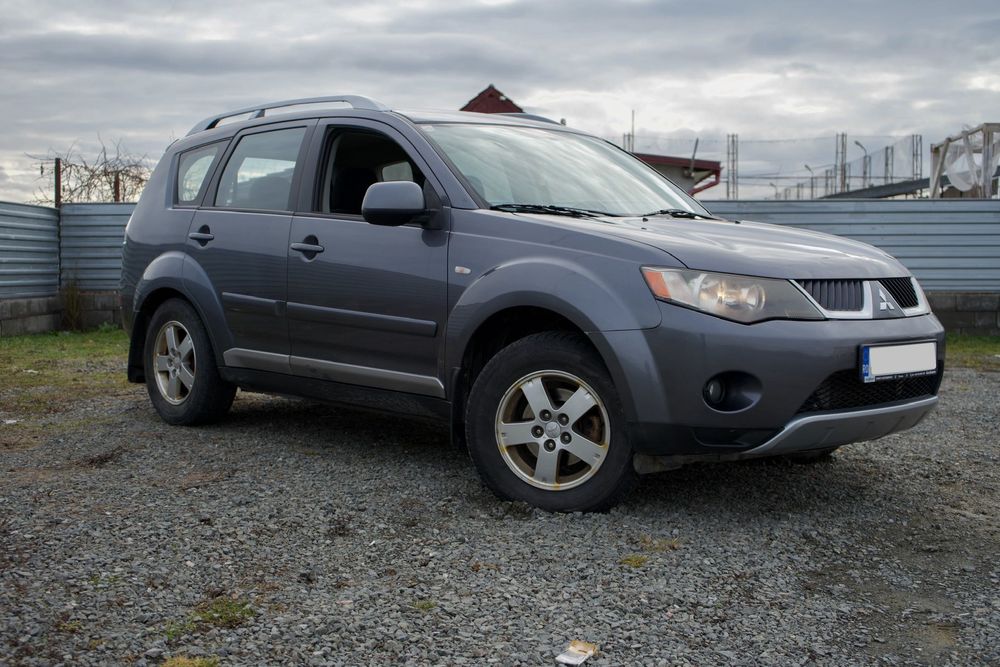 Mitsubishi Outlander II 2008 2.0 4x4