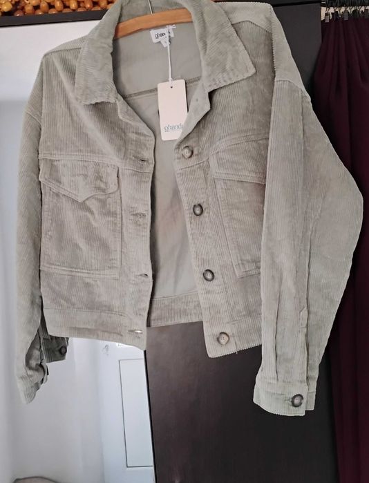 Vând geacă damă reiat