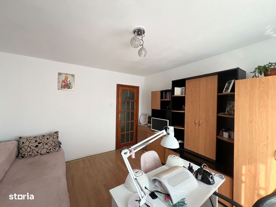 Apartament 2 camere, decomandat, 41 mp utili, etaj 2 - zona Garii — fotografia 3