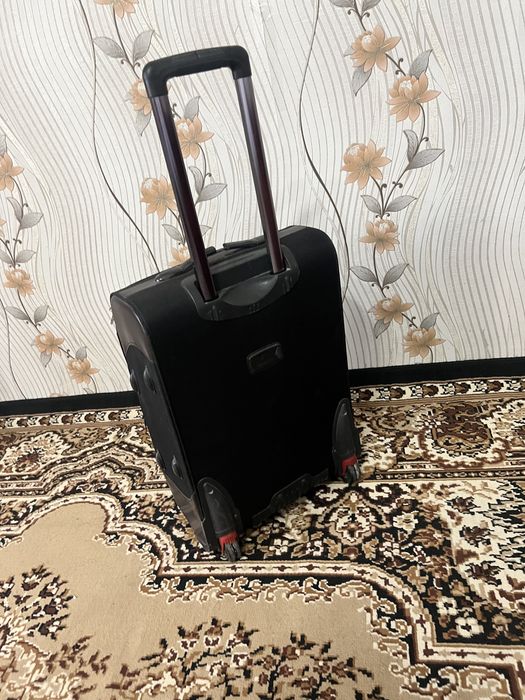 Сумка чемодан дорожная