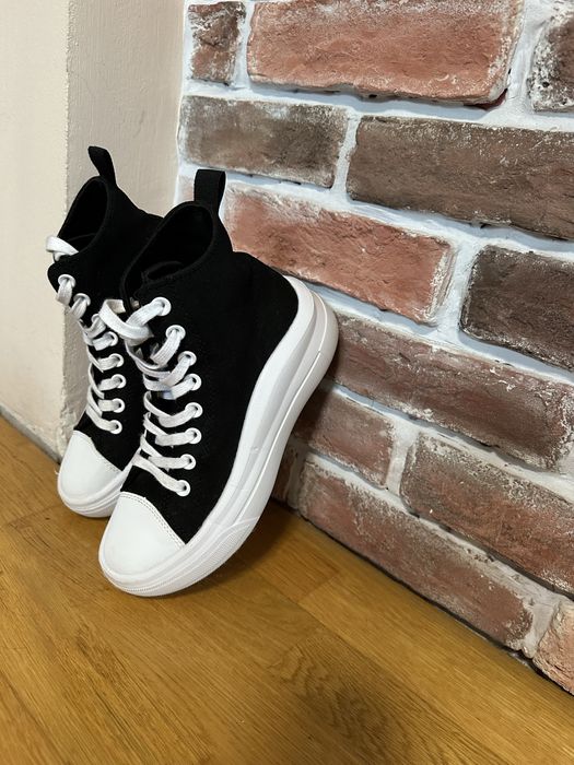 Високи кецове тип Converse
