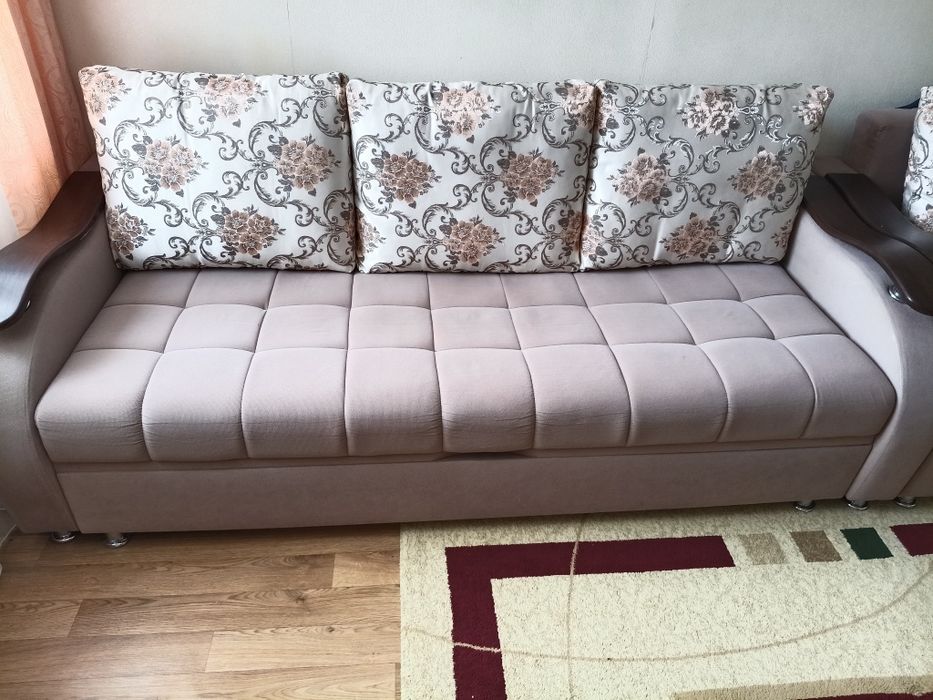 Комплект раскладных диванов, б/у — срочно