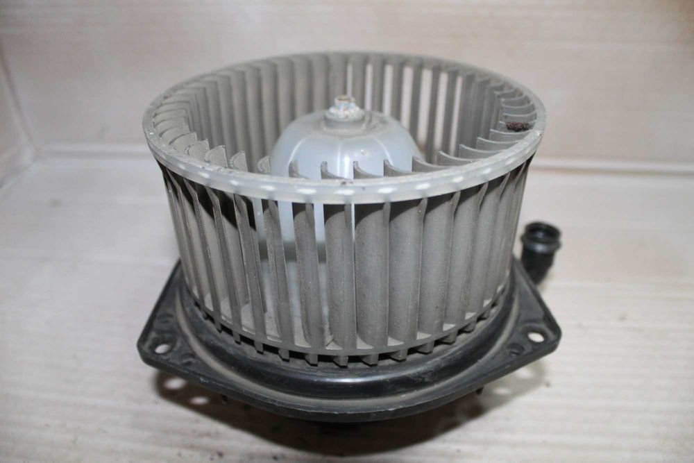 Вентилатор парно Шевролет авео т200 05г Chevrolet aveo t200 2005