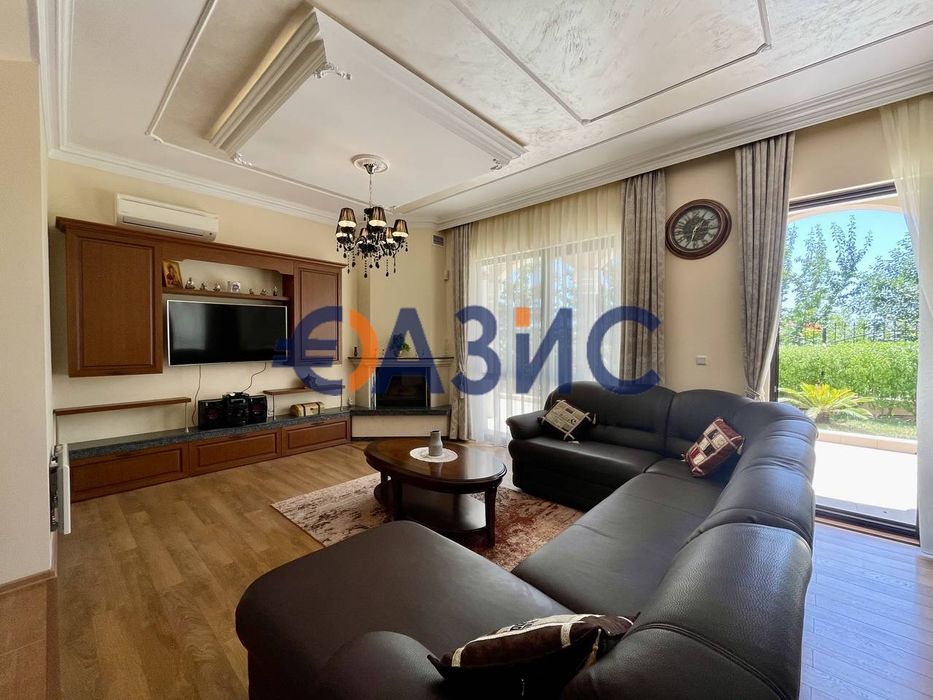 Продава се Къща в Свети Влас - 250 кв.м за 1520 €/кв.м - Снимка #14