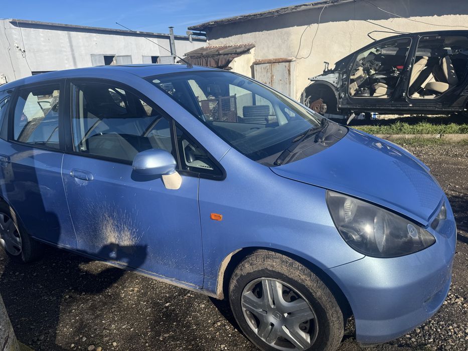 Honda Jazz 1.3i 83кс. 2005г. - НА ЧАСТИ