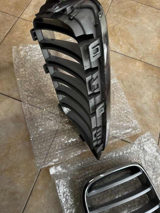 Нови, оригинални бъбреци от BMW F25/F26 - X3 / X4 / 2014-2018.