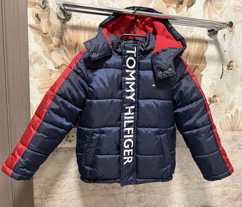 Geaca Tommy Hilfinger Baieti-Marimea 6 ani