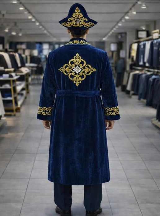 Продам чапан новый