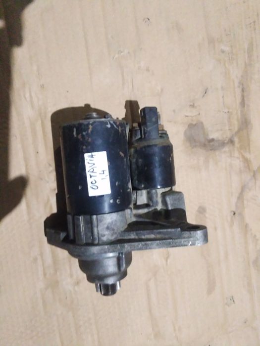 Electromotor Skoda Octavia motor 1.4