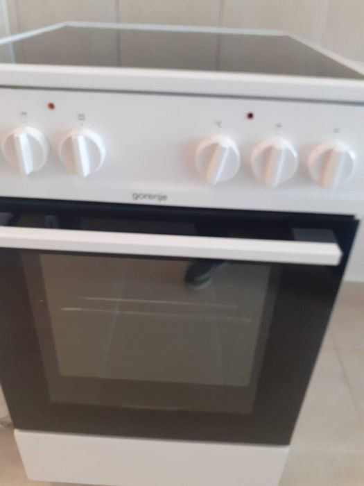 Aragaz GORENJE- plita si cuptor electric