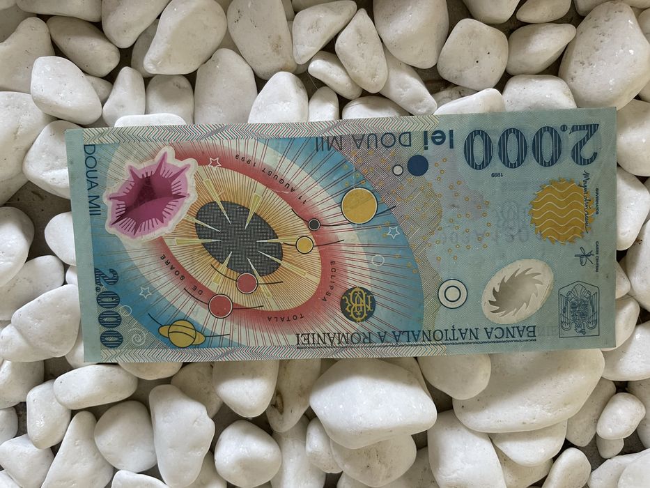 Bacnotǎ Eclipsa Totalǎ  2000 lei