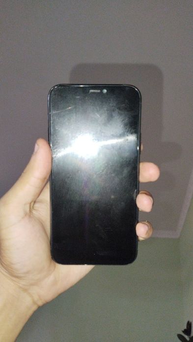 IPhone 11 pro batareya 100 xotira 256 GB