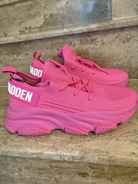 Дамски розови маратонки Steve madden