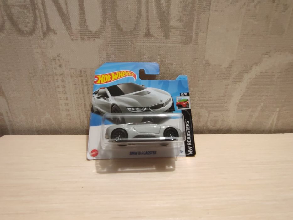 Hot wheels BMW i8 ROADSTER *Hype maine*