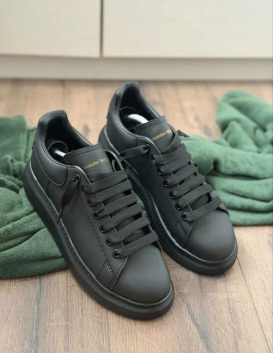 Adidași Alexander McQUEEN la DOAR 249