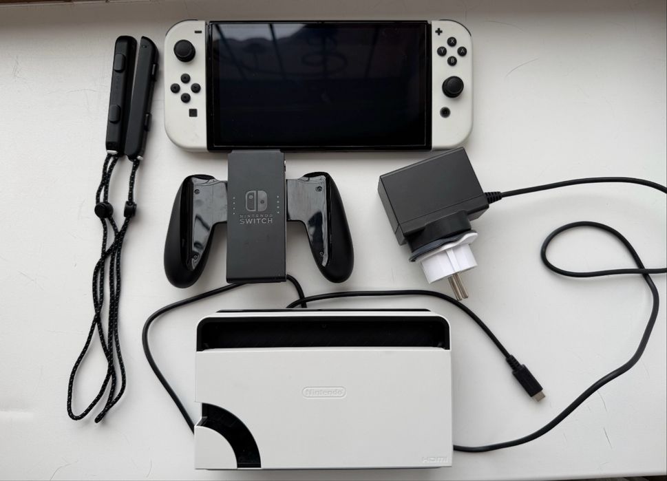 Продам Nintendo Switch