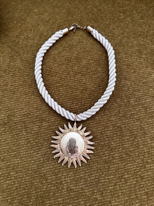 Ожерелье Zara ,, солнце’’