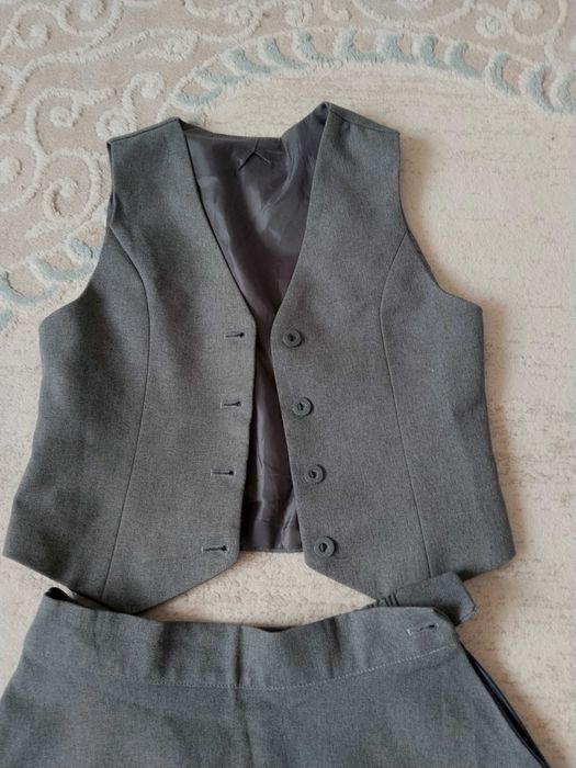 Продам школьный форма