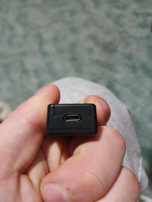 GPS ТРАКЕР със слот сим карта