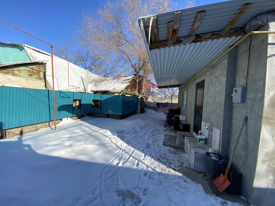 Уй сатылат орталыкта Voltman жанында