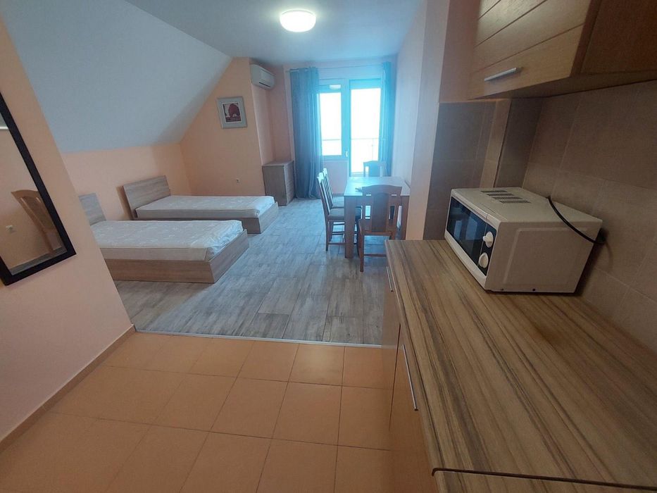 Продава се Двустаен апартамент в Бургас, Долно Езерово - 73 кв.м за 1507 €/кв.м - Снимка #1