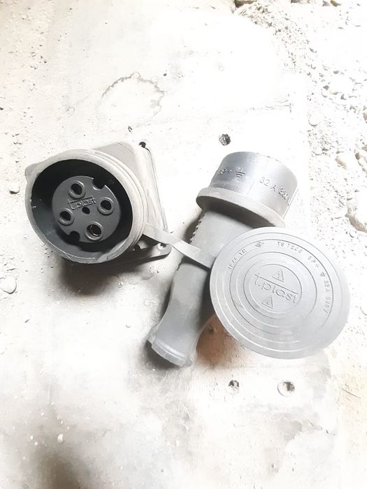 Силовой разъём, розетка