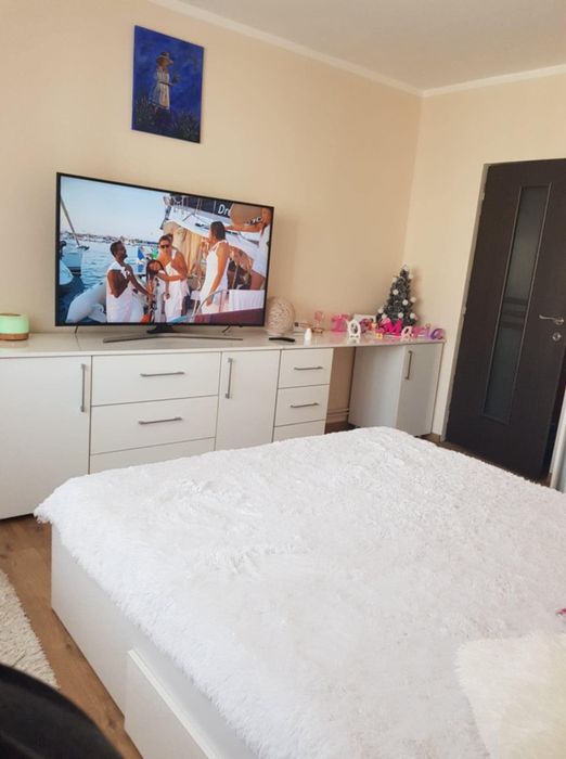Vând apartament cu 3 camere în Târgu Lăpuș