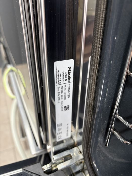 Miele H 2661-1BP фурна за вграждане с Пиролиза/24 мес гаранция