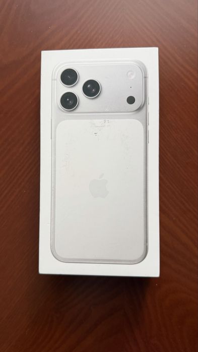 Iphone 17 pro max 512 gb silver
