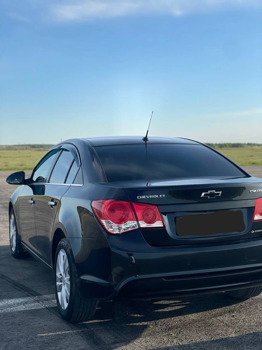 Продам Chevrolet Cruze