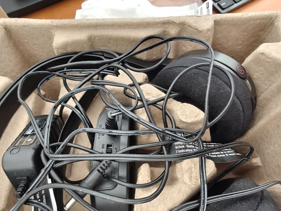 Безжични слушалки Sony MDR-RF865RK RF, черни