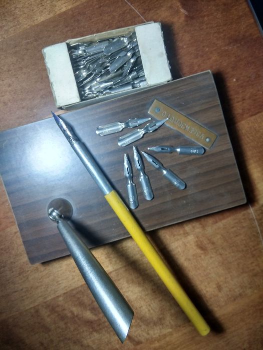 Продам советские школьные перья.