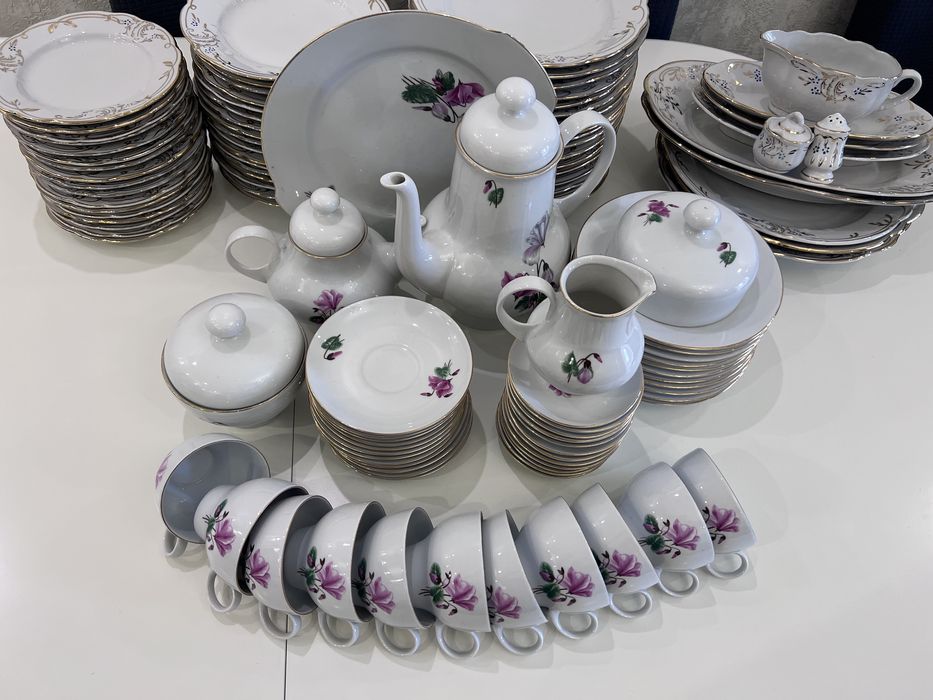 Сервиз / тарелки/ чашки/