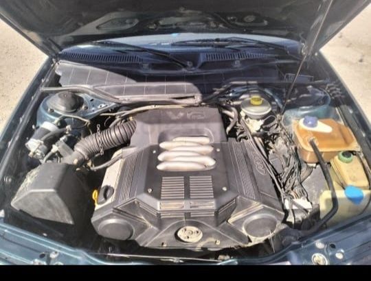 Audi A6  объем двигателей 2.6 бензин