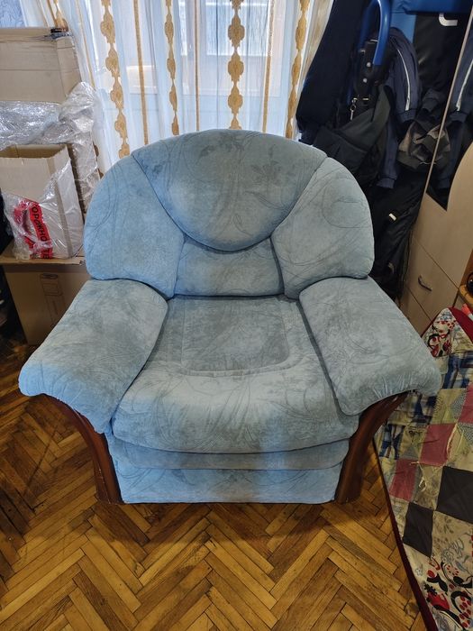 Продам кресло в хорошем состоянии