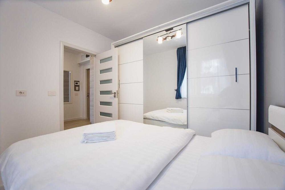 Apartament de inchiriat modern decomandat 2 camere Prima Decebal!