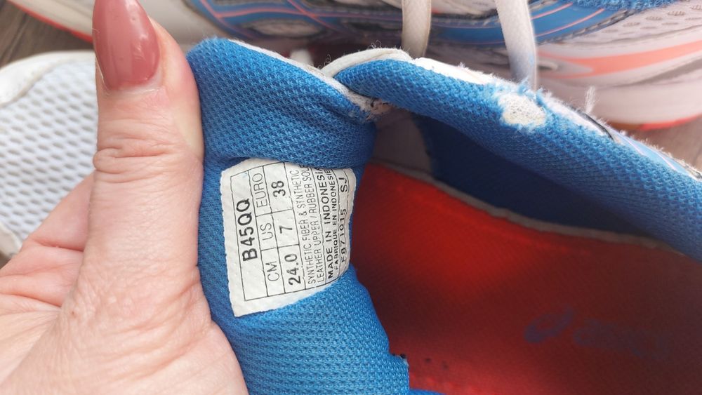 Adidasi Asics Handbal