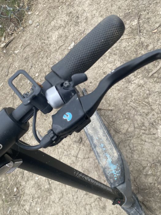 Vand trotinetă   Mai multe detali in privat