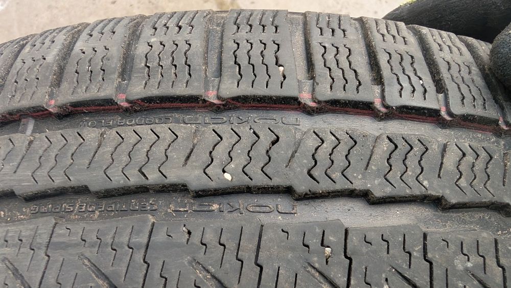 Vand set 4 anvelope iarna  Nokian WR A4 235 50 R18 2016
