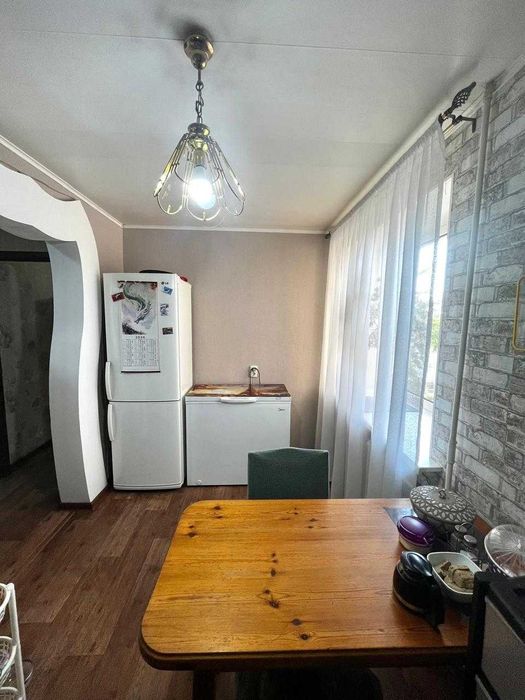 Продаётся 2 комн квартира