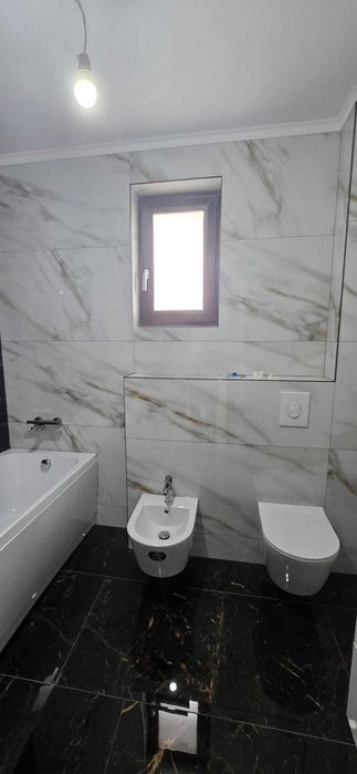 Casa de vanzare in Bradu (3km de Pitesti), P+1E, 600mp teren